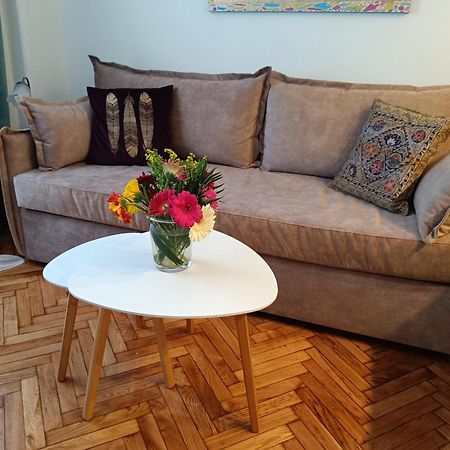 Golden Apartment In Victoria Atenas Exterior foto
