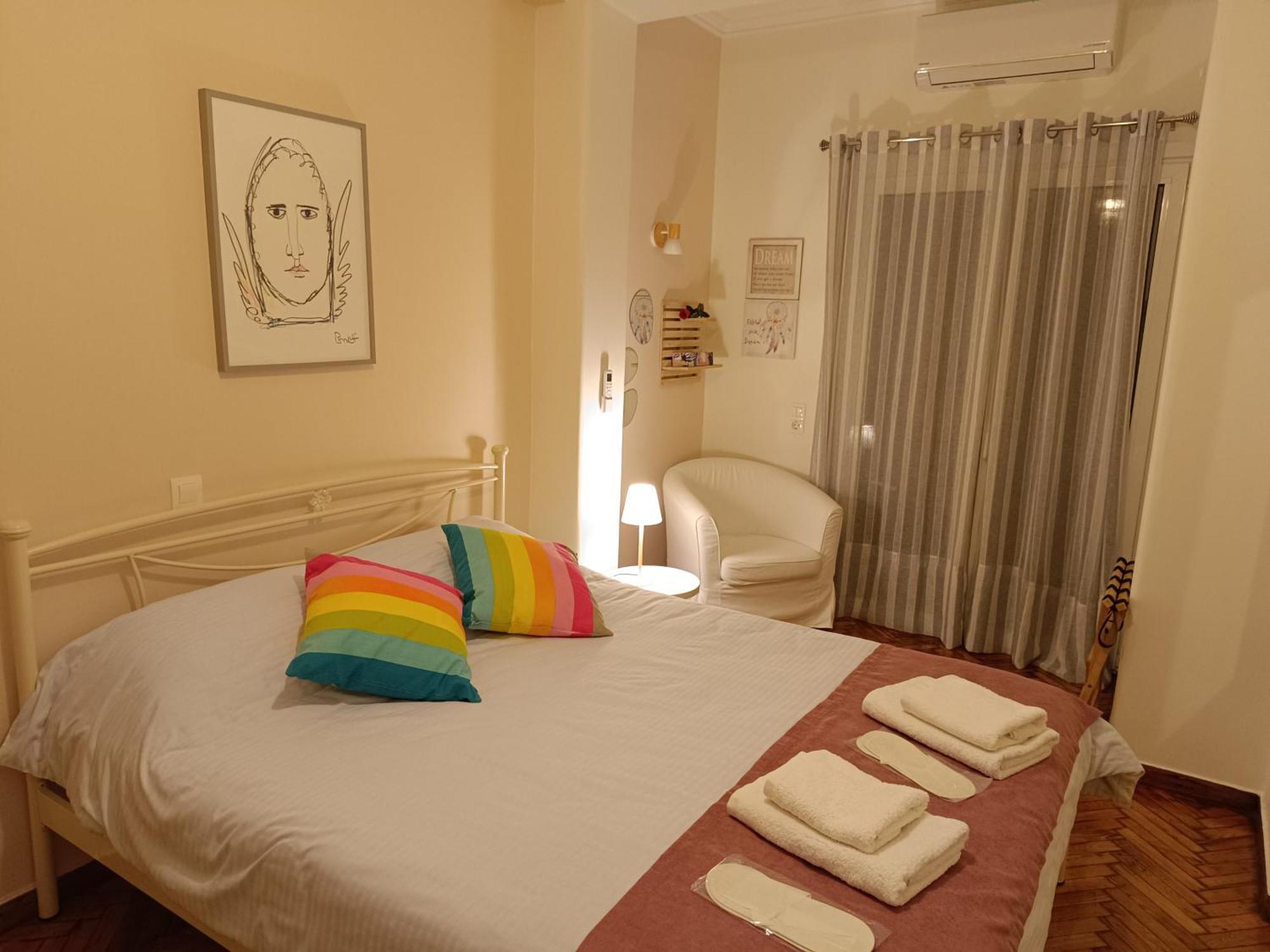 Golden Apartment In Victoria Atenas Exterior foto